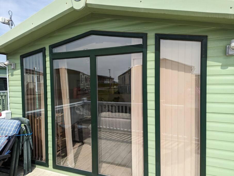6 Berth Holiday Home On Ocean Edge Near Morecambe Heysham Eksteriør billede