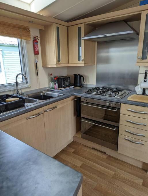 6 Berth Holiday Home On Ocean Edge Near Morecambe Heysham Eksteriør billede